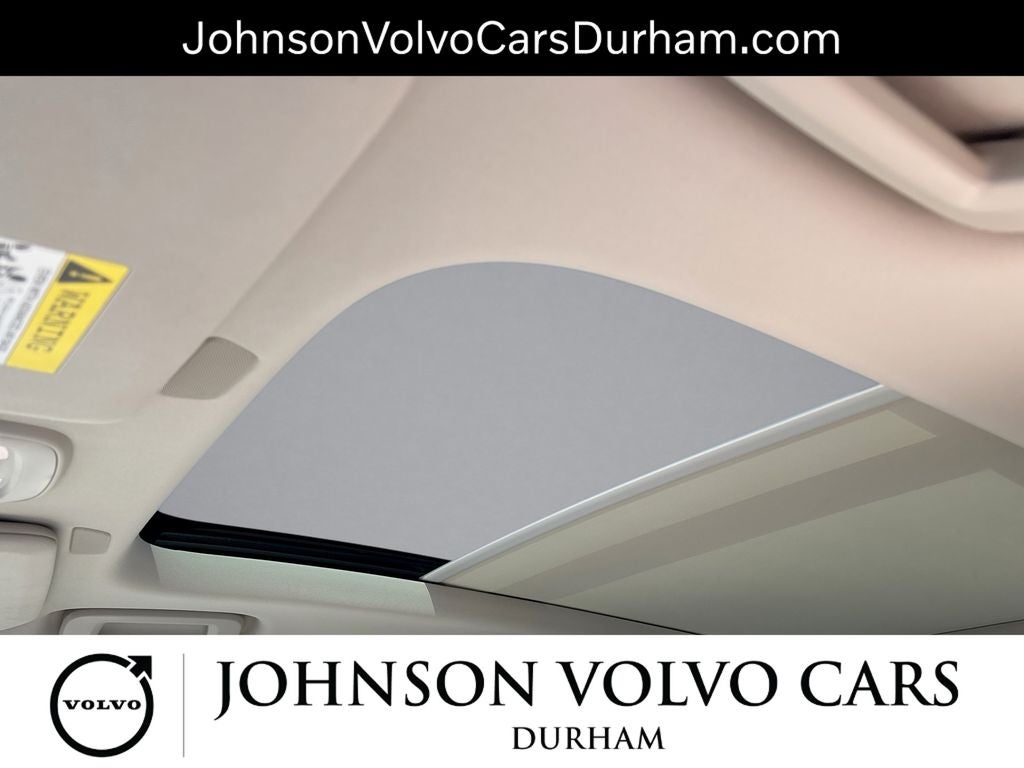 2024 Volvo XC90 B5 Plus