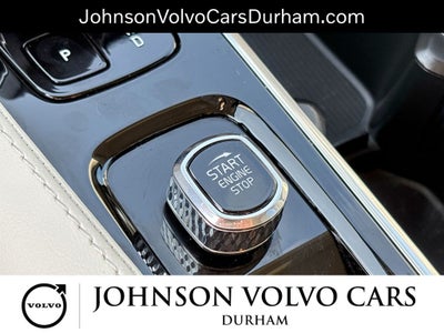 2024 Volvo XC90 B5 Plus