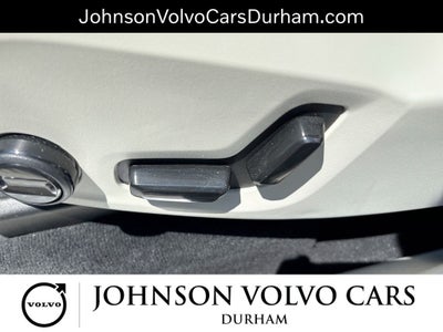 2023 Volvo XC90 B5 Plus