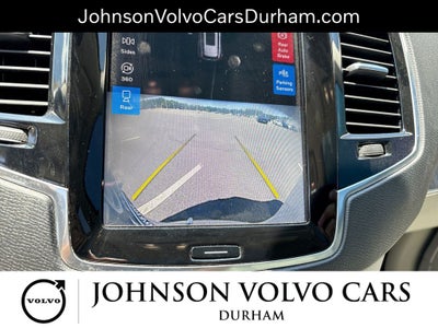 2023 Volvo XC90 B5 Plus