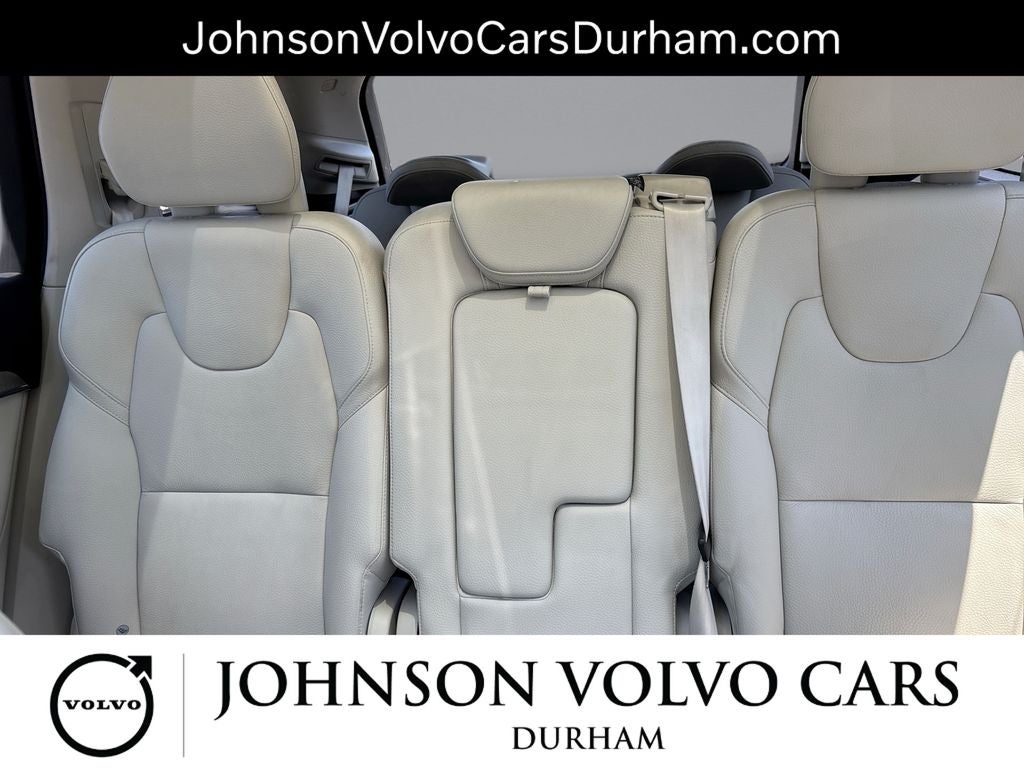 2023 Volvo XC90 B5 Plus