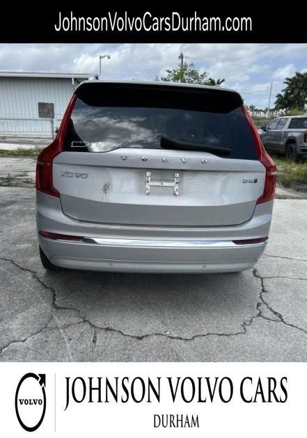 2023 Volvo XC90 B5 Plus