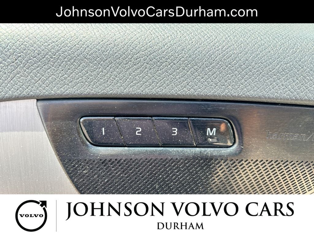 2023 Volvo XC90 B5 Core
