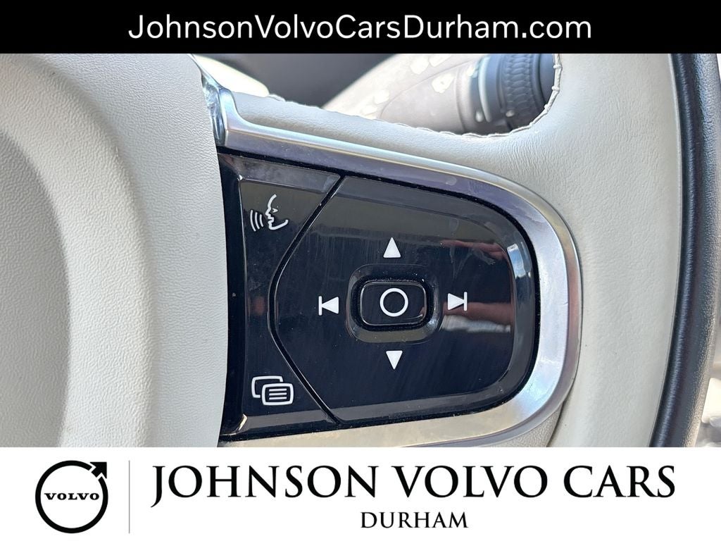 2023 Volvo XC90 B5 Core