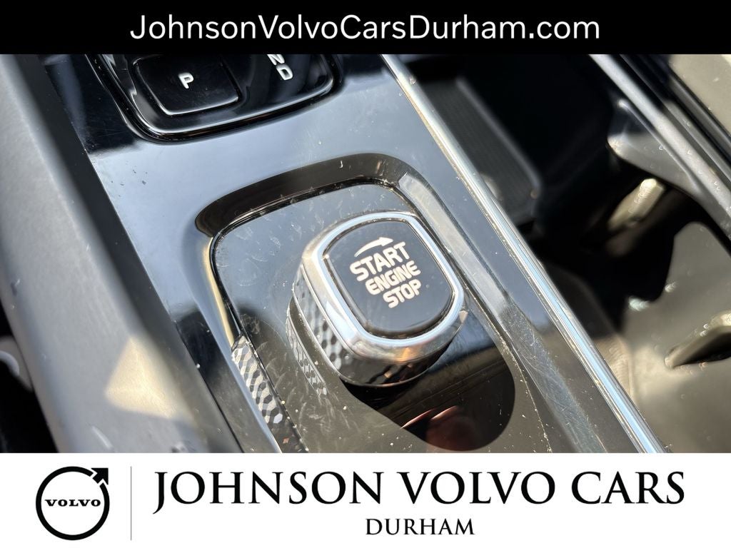 2023 Volvo XC60 B5 Plus Bright Theme