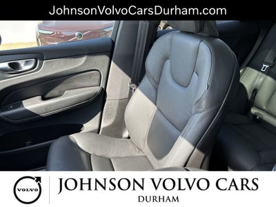 2023 Volvo XC60 B5 Plus Bright Theme