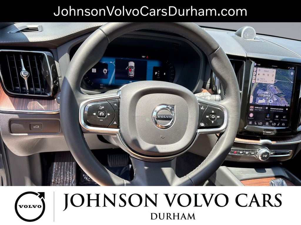 2023 Volvo XC60 B5 Ultimate Bright Theme
