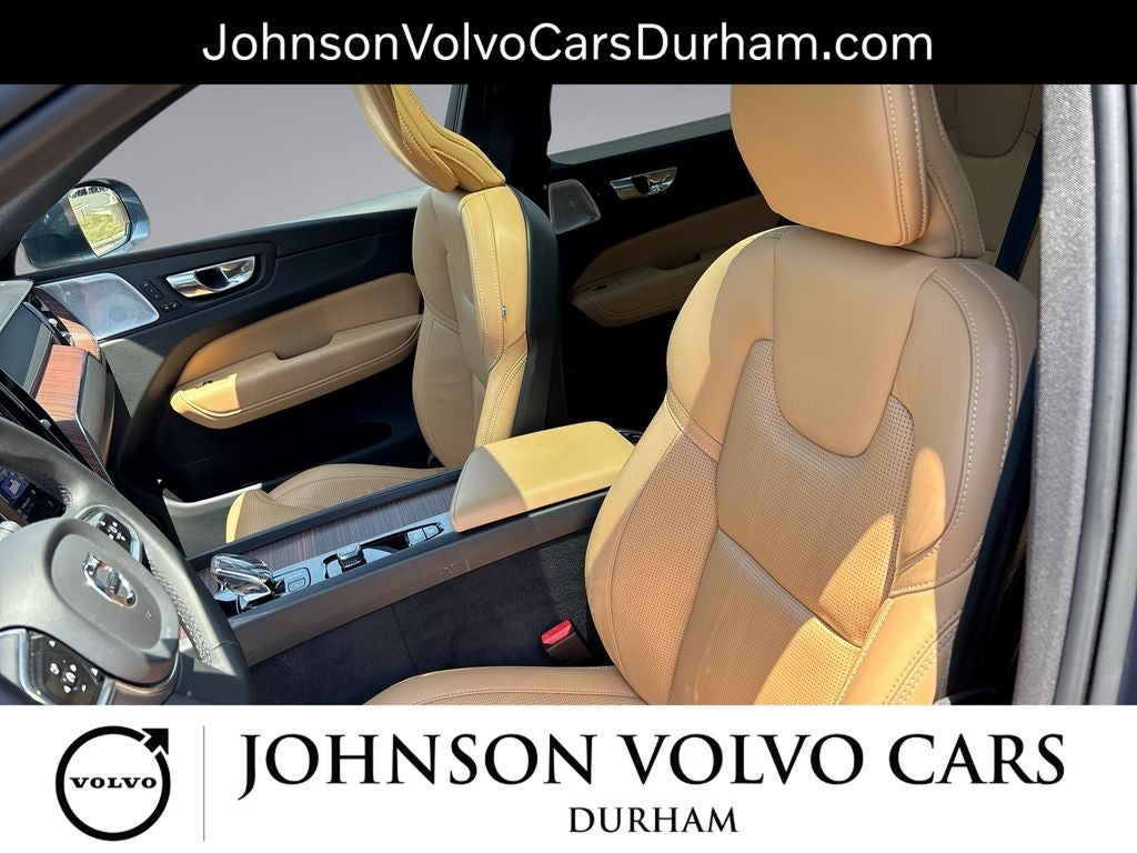 2023 Volvo XC60 B5 Ultimate Bright Theme