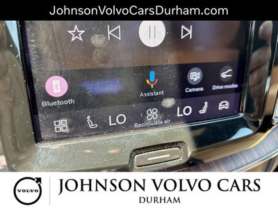 2023 Volvo XC60 B5 Ultimate Bright Theme