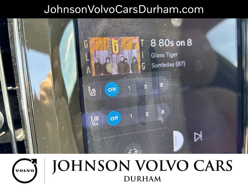 2023 Volvo XC60 B5 Ultimate Bright Theme