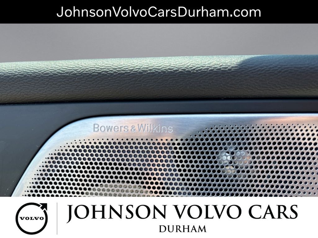 2023 Volvo XC60 B5 Ultimate Bright Theme