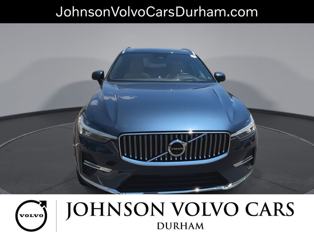 2023 Volvo XC60 B5 Ultimate Bright Theme