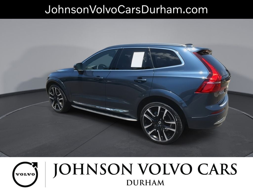 2023 Volvo XC60 B5 Ultimate Bright Theme