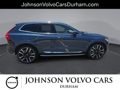 2023 Volvo XC60 B5 Ultimate Bright Theme
