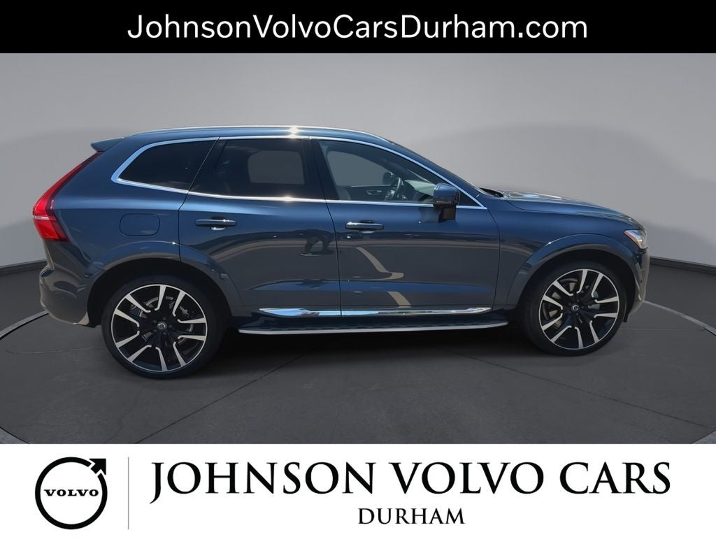 2023 Volvo XC60 B5 Ultimate Bright Theme