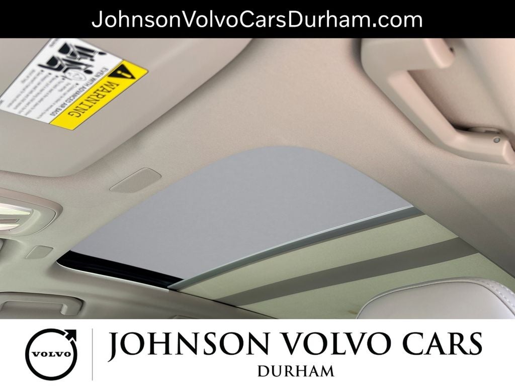2023 Volvo XC60 B5 Ultimate Bright Theme