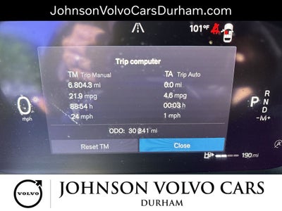 2023 Volvo XC60 B5 Plus Dark Theme