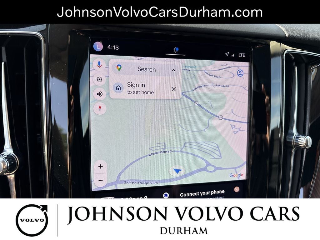 2023 Volvo XC60 B5 Plus Dark Theme