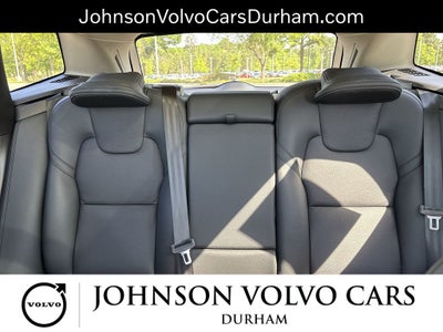 2023 Volvo XC60 B5 Plus Dark Theme