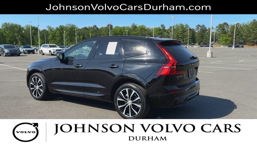 2023 Volvo XC60 B5 Plus Dark Theme