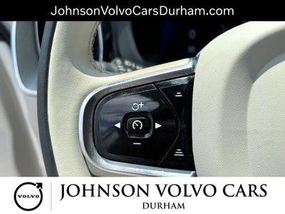 2024 Volvo XC60 B5 Plus Dark Theme