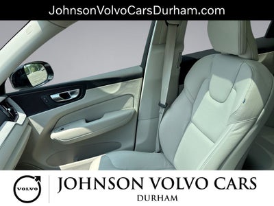 2024 Volvo XC60 B5 Plus Dark Theme