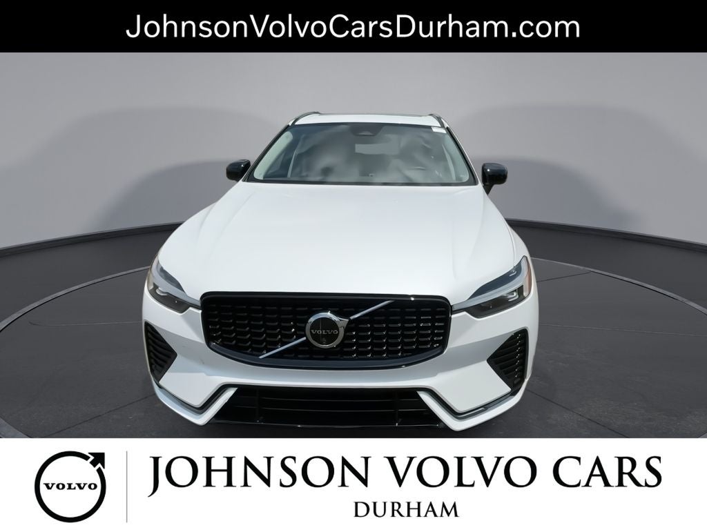 2024 Volvo XC60 B5 Plus Dark Theme