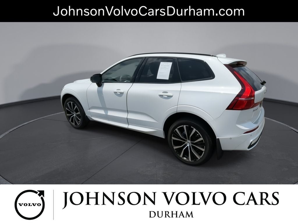 2024 Volvo XC60 B5 Plus Dark Theme