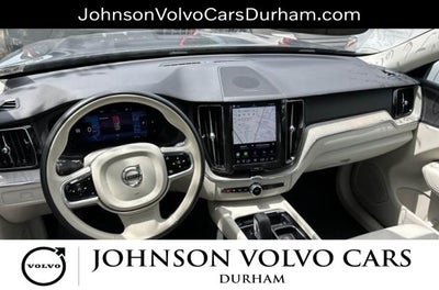 2023 Volvo XC60 B5 Plus Bright Theme