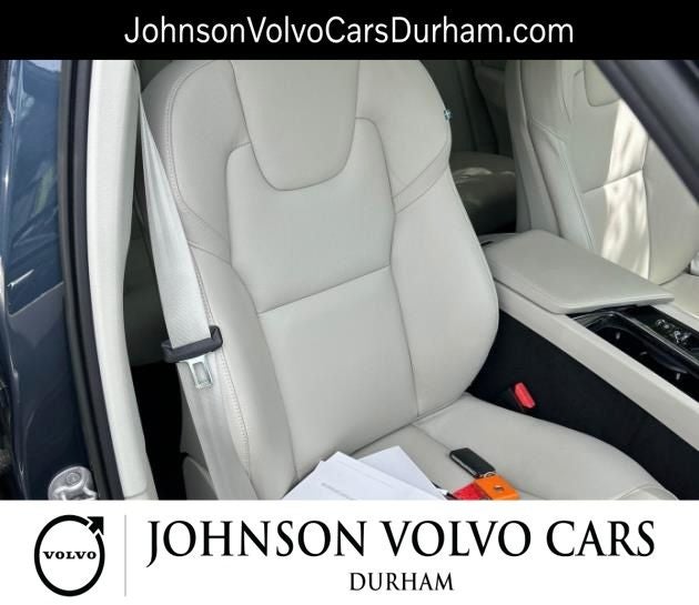 2023 Volvo XC60 B5 Plus Bright Theme