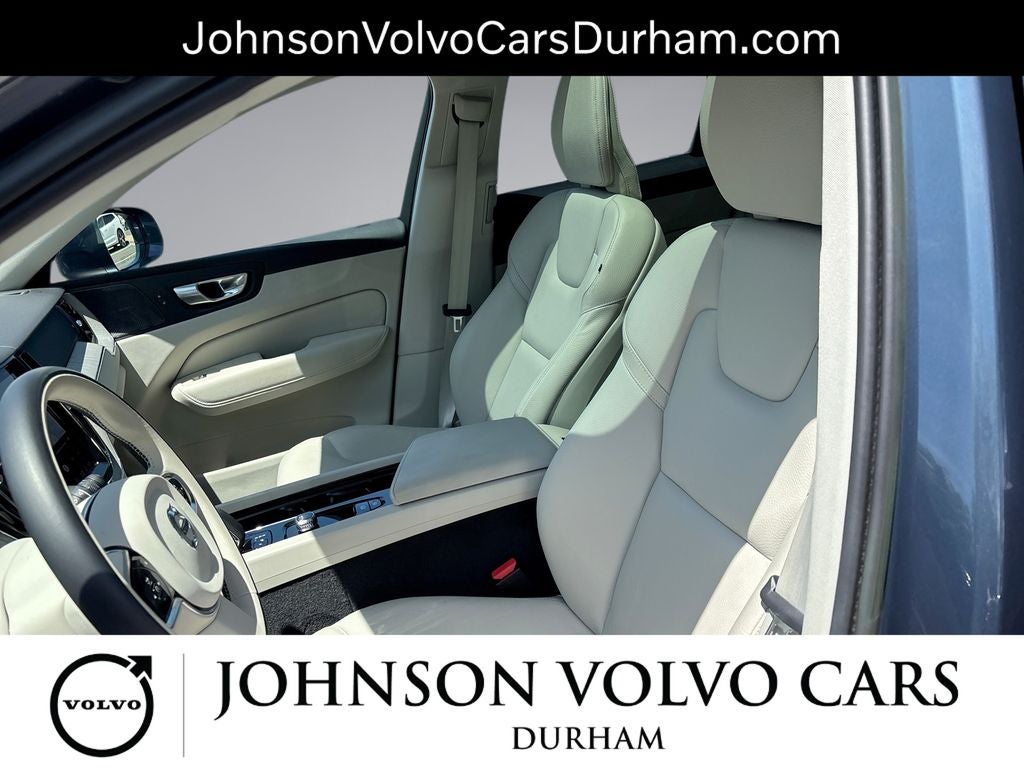 2023 Volvo XC60 B5 Plus Bright Theme