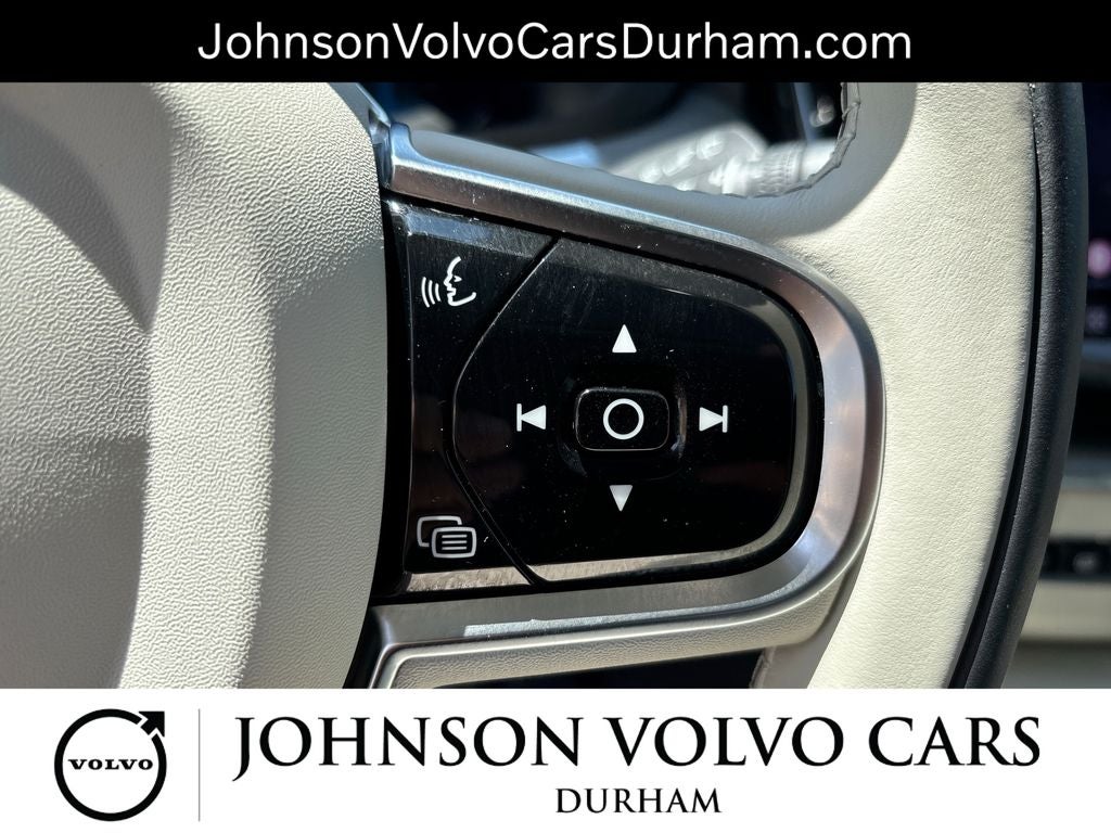2023 Volvo XC60 B5 Plus Bright Theme