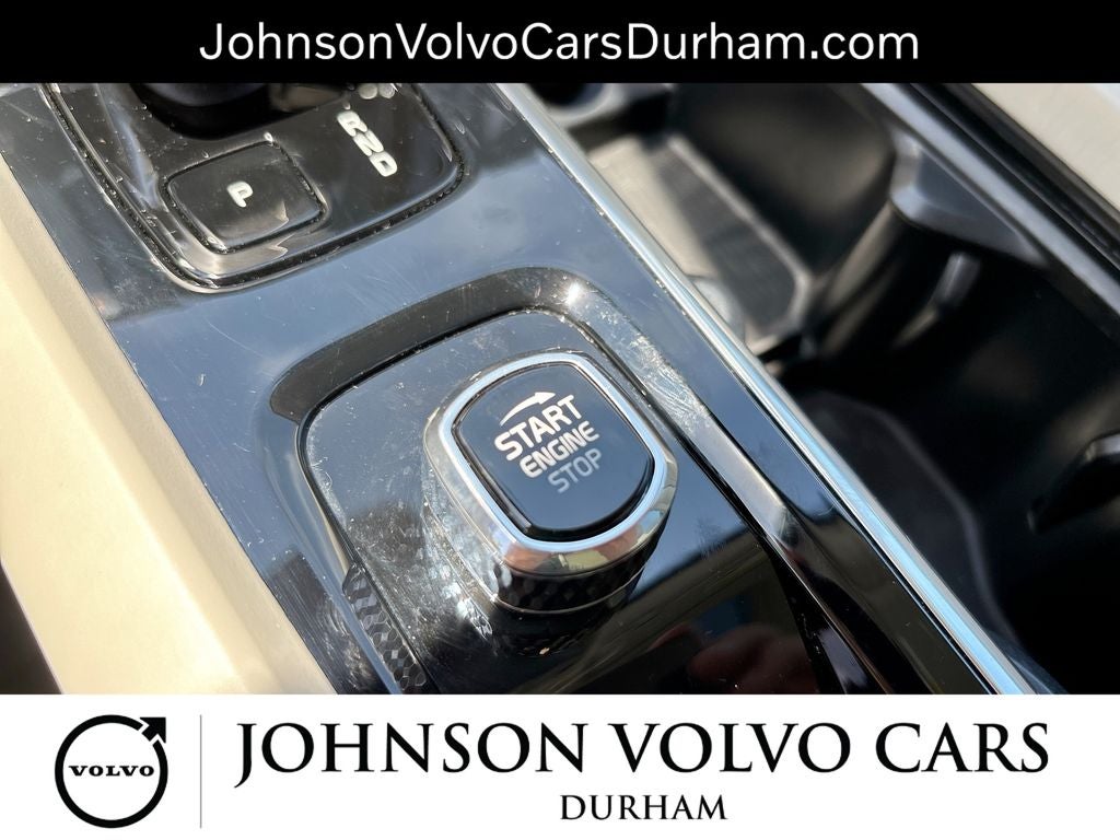 2023 Volvo XC60 B5 Plus Bright Theme