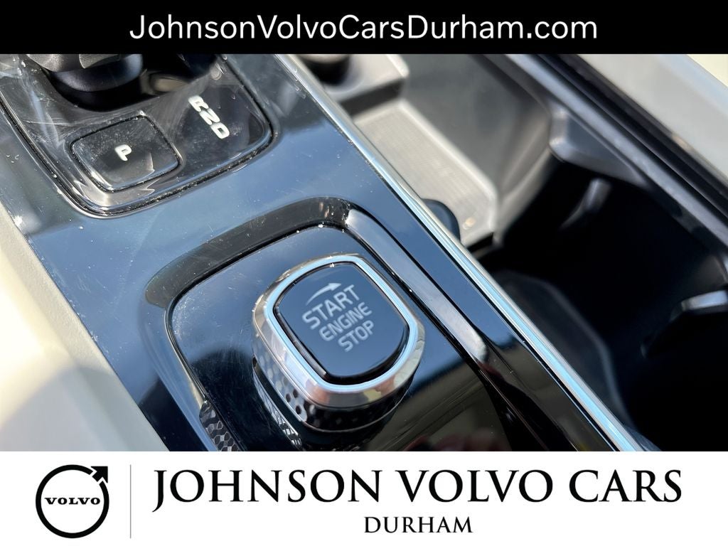 2023 Volvo XC60 B5 Plus Bright Theme