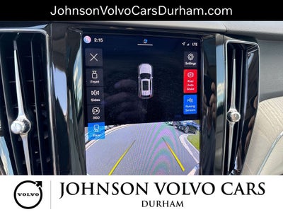 2023 Volvo XC60 B5 Plus Bright Theme