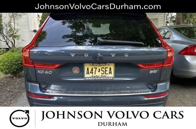 2023 Volvo XC60 B5 Plus Bright Theme