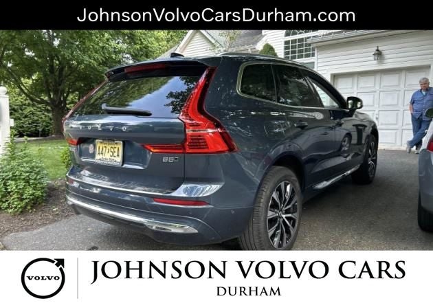 2023 Volvo XC60 B5 Plus Bright Theme