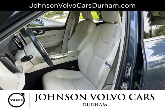 2023 Volvo XC60 B5 Plus Bright Theme