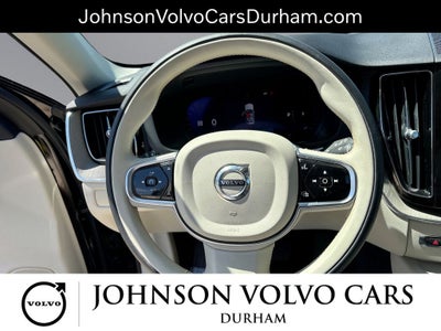 2023 Volvo XC60 B5 Plus Dark Theme