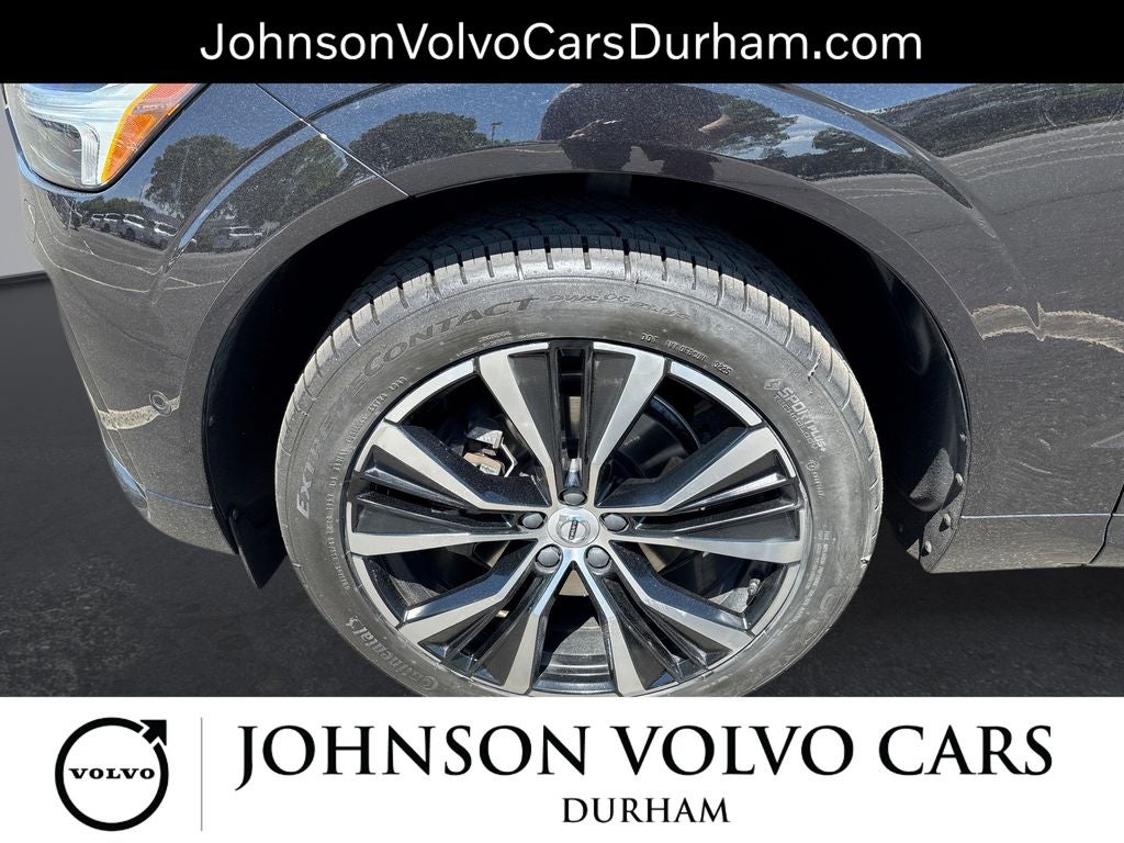 2023 Volvo XC60 B5 Plus Dark Theme