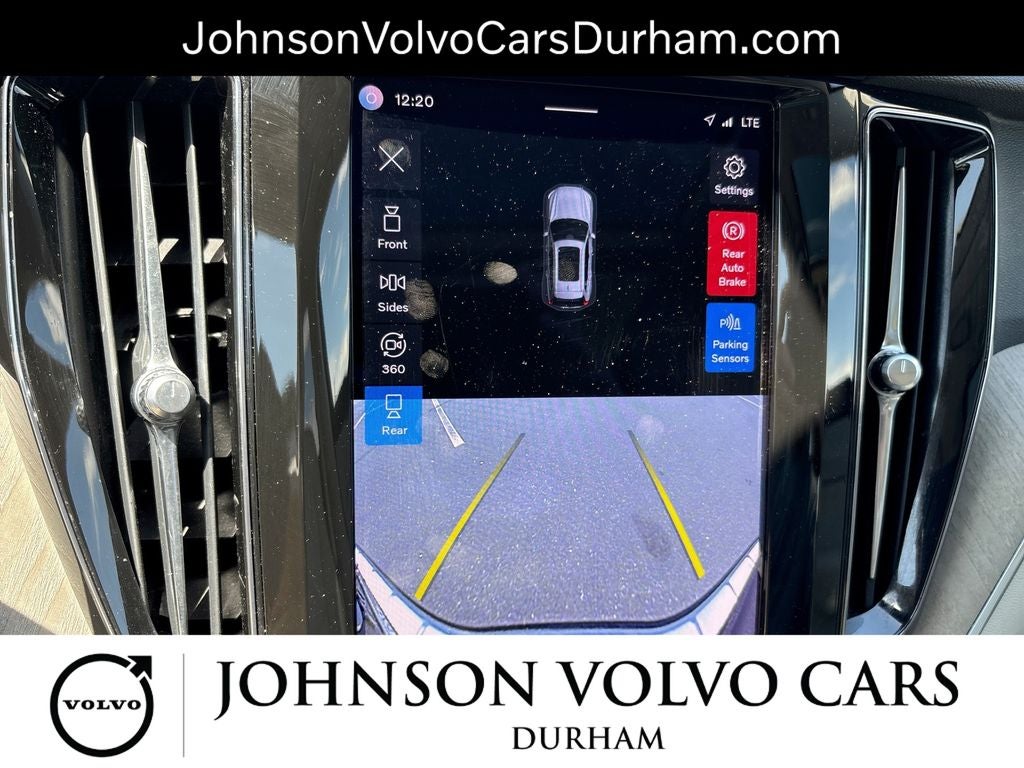 2023 Volvo XC60 B5 Plus Dark Theme