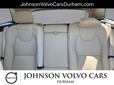 2023 Volvo XC60 B5 Plus Dark Theme