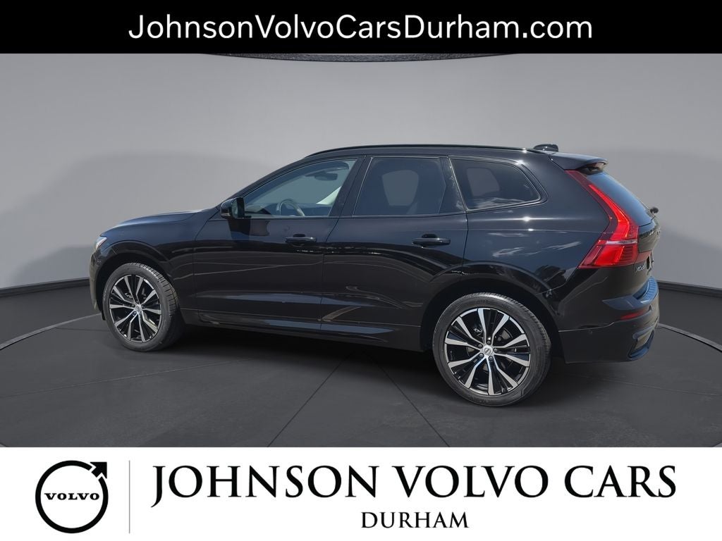 2023 Volvo XC60 B5 Plus Dark Theme