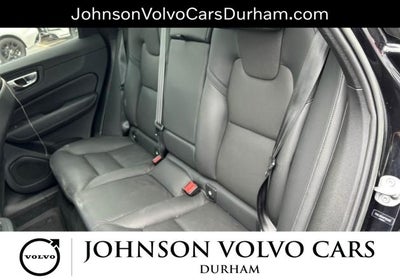 2023 Volvo XC60 B5 Plus Dark Theme