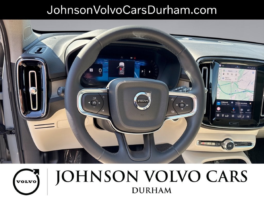 2024 Volvo XC40 B5 Plus Dark Theme
