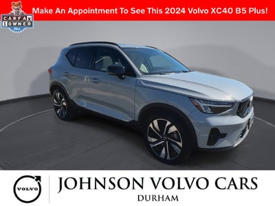 2024 Volvo XC40 B5 Plus Dark Theme