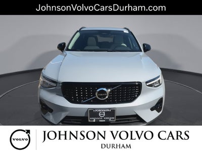 2024 Volvo XC40 B5 Plus Dark Theme
