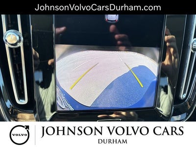 2023 Volvo XC40 B5 Plus Bright Theme