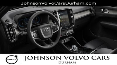 2023 Volvo XC40 B5 Plus Bright Theme
