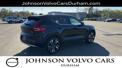 2023 Volvo XC40 B5 Plus Bright Theme